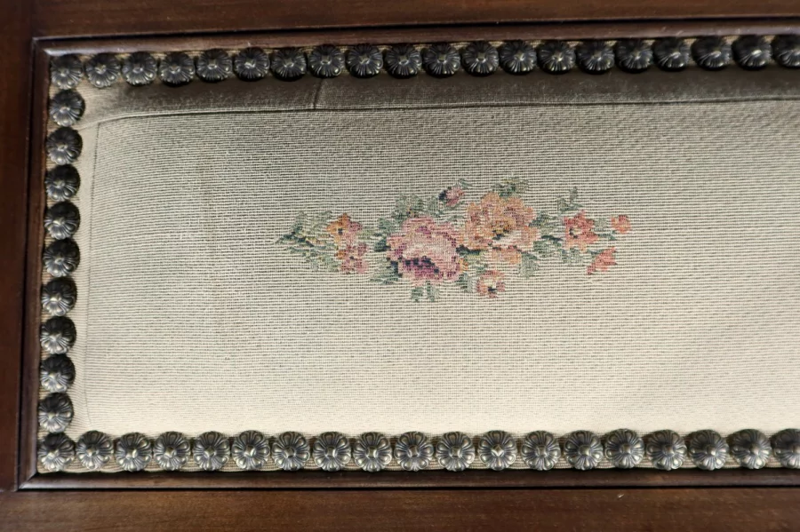 CAJA DE LAVANDERÍA ESTILO LUIS XIII