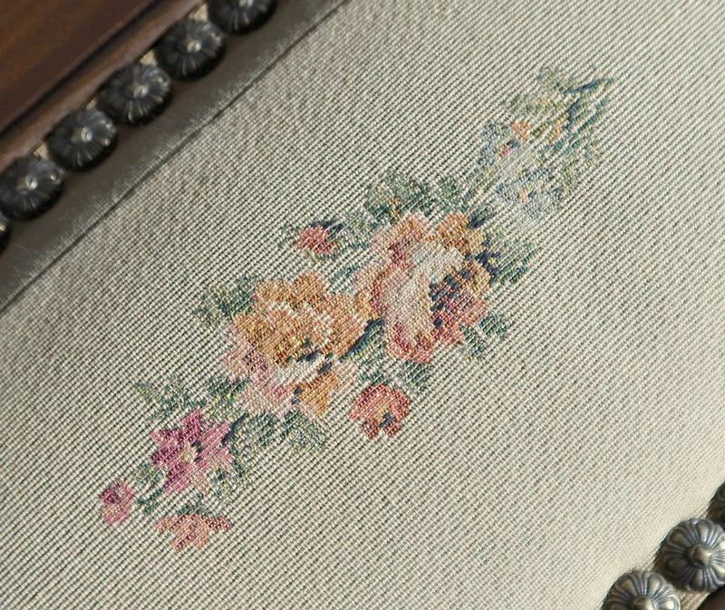 CAJA DE LAVANDERÍA ESTILO LUIS XIII