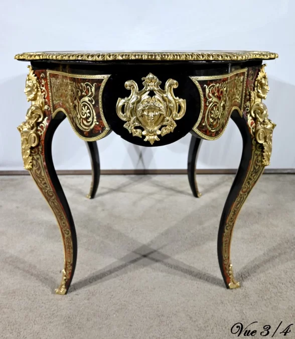 Beistelltisch aus der Zeit Napoleons III.