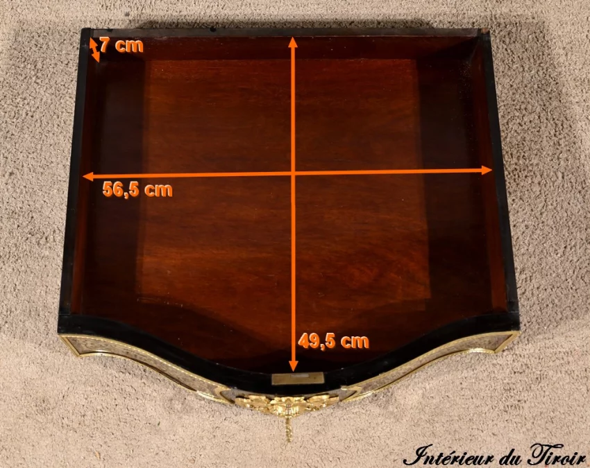 Beistelltisch aus der Zeit Napoleons III.