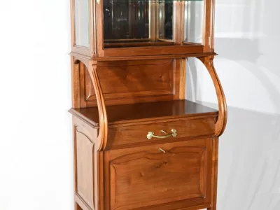 ШКАФ ИЗ КРАСНОГО ДЕРЕВА, приписываемый MAISON E. DIOT