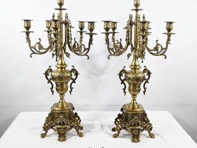 Paire d’importants Candélabres en Bronze Doré, style Louis XIV – Début XIXe