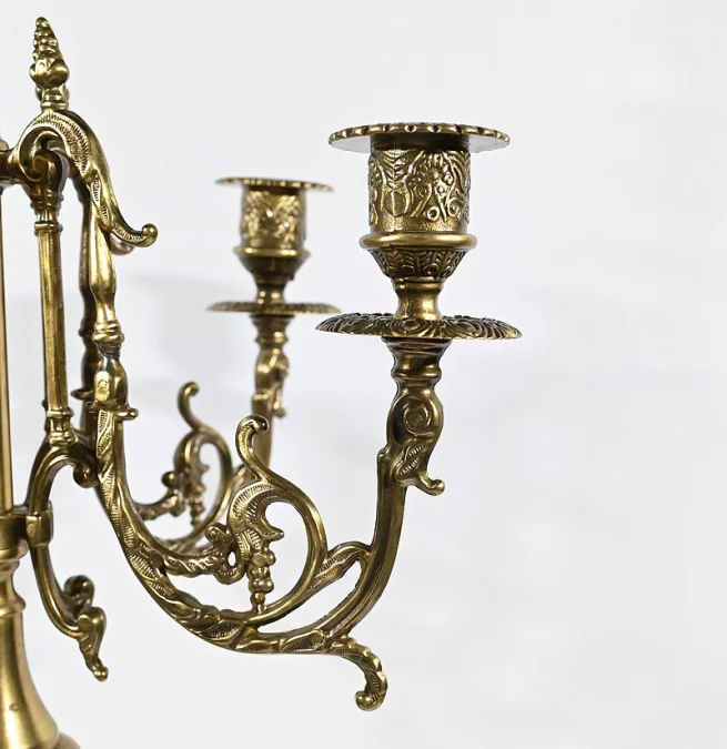 Paire d’importants Candélabres en Bronze Doré, style Louis XIV – Début XIXe
