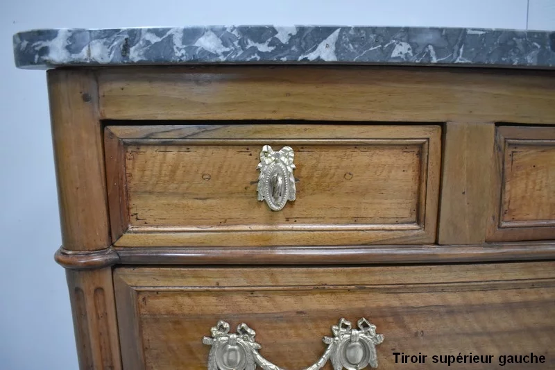 CÓMODA DE LA ÉPOCA LUIS XVI