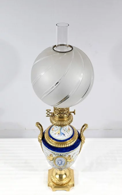 Lampe à Pétrole en Faïence, époque Napoléon III – Milieu XIXe