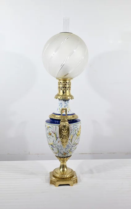Lampe à Pétrole en Faïence, époque Napoléon III – Milieu XIXe