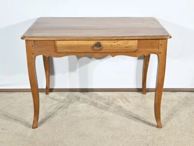 MESA DE ESCRITORIO ESTILO LUIS XV