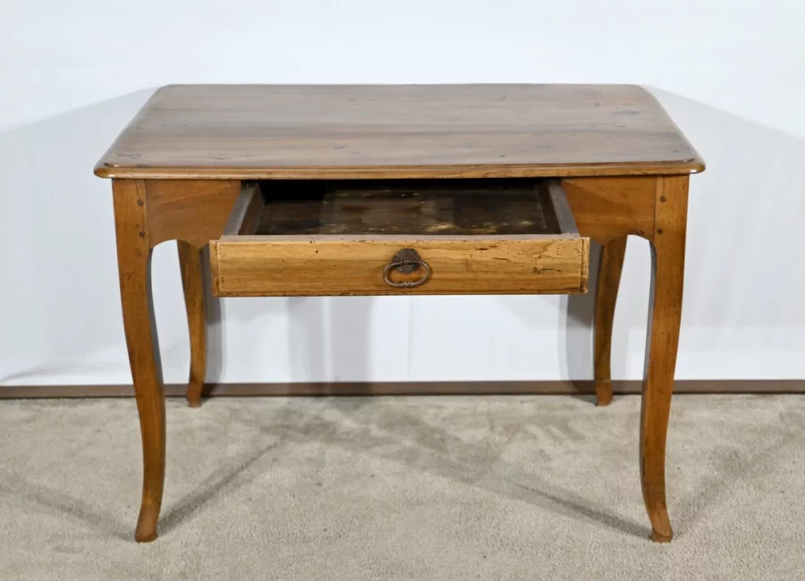 MESA DE ESCRITORIO ESTILO LUIS XV