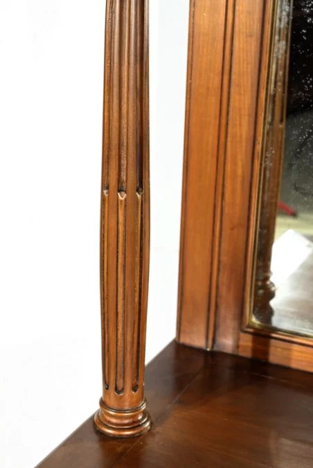 КОНСОЛЬНЫЙ СТОЛ В СТИЛЕ ЛЮДОВИКА XVI