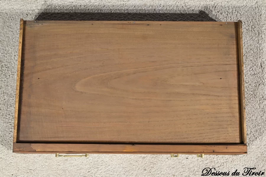 КОНСОЛЬНЫЙ СТОЛ В СТИЛЕ ЛЮДОВИКА XVI