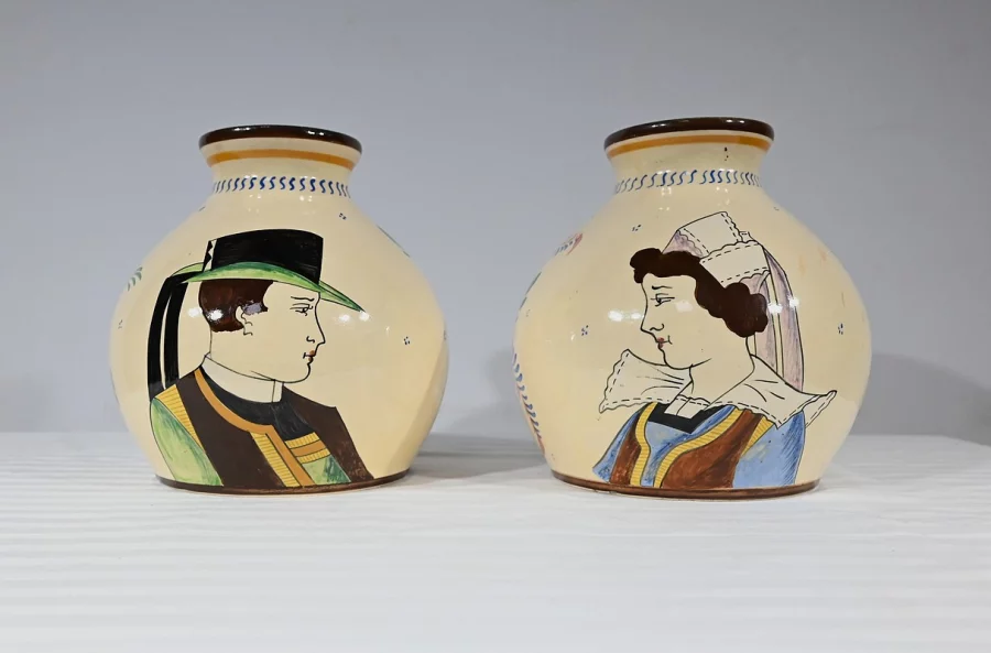 PAREJA DE JARRONES QUIMPER