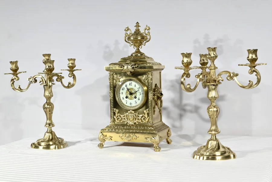 Garniture de Cheminée en Bronze Doré, estampillée Japy Frères & Cie – Fin XIXe