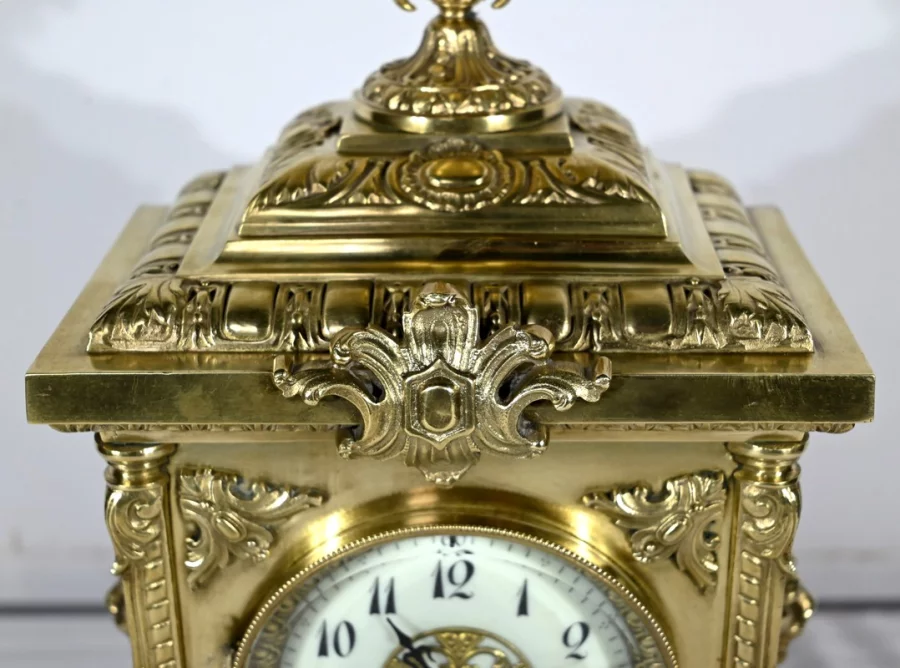 Garniture de Cheminée en Bronze Doré, estampillée Japy Frères & Cie – Fin XIXe