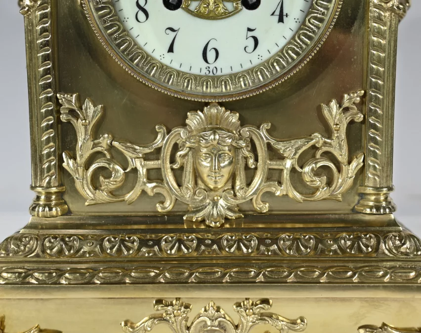 Garniture de Cheminée en Bronze Doré, estampillée Japy Frères & Cie – Fin XIXe