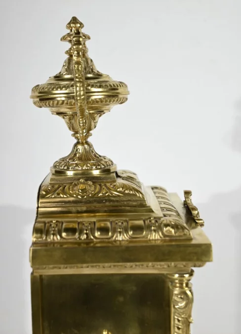 Garniture de Cheminée en Bronze Doré, estampillée Japy Frères & Cie – Fin XIXe