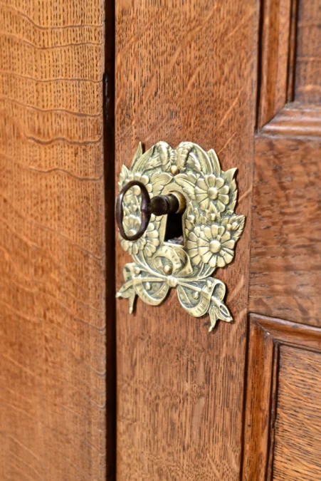 BUFFET DE LA ÉPOCA DEL IMPERIO FRANCÉS