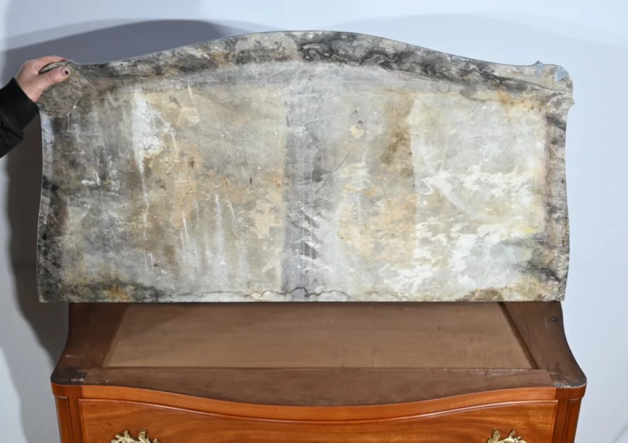 KOMMODE IM LOUIS XV-STIL