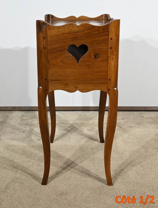 Beistelltisch aus der Zeit von Louis XV