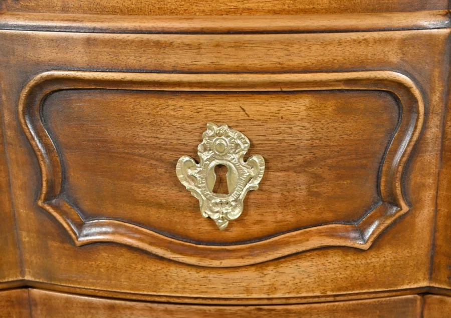 КОМОД В СТИЛЕ ЛЮДОВИКА XV