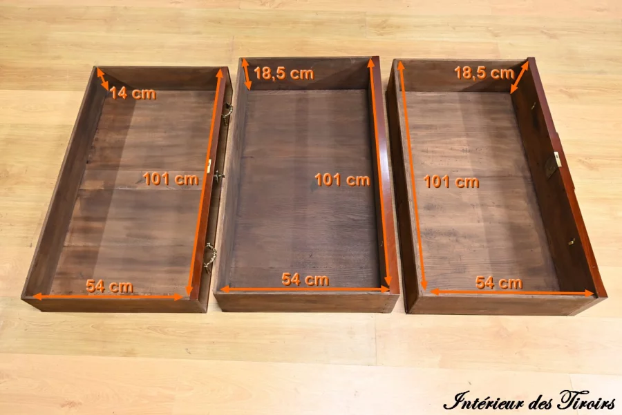 CÓMODA DE LA ÉPOCA LUIS XVI