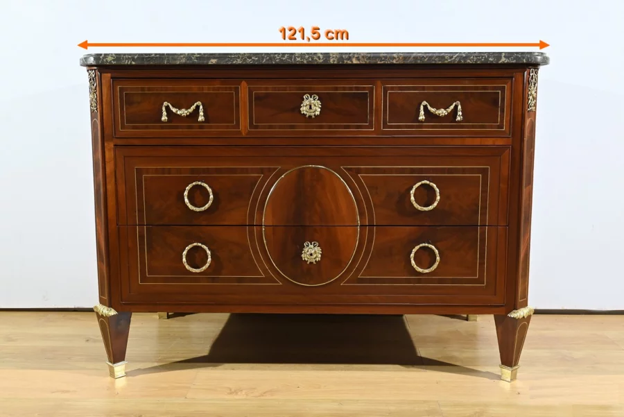 CÓMODA DE LA ÉPOCA LUIS XVI
