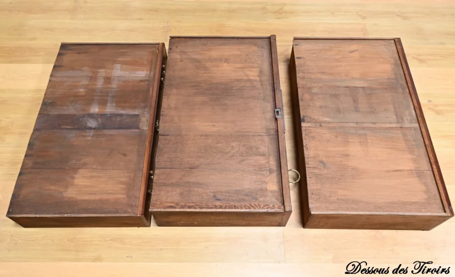 CÓMODA DE LA ÉPOCA LUIS XVI