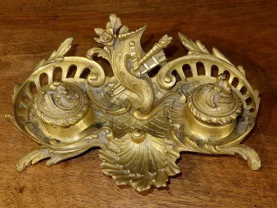 Tintenfass im Louis XV-Stil