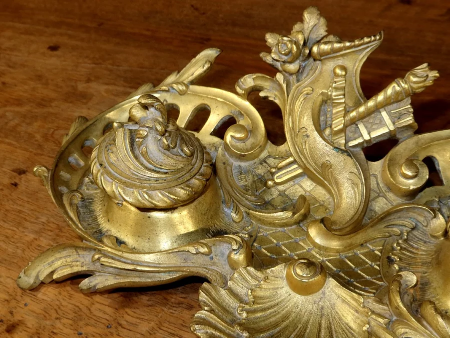 Tintenfass im Louis XV-Stil