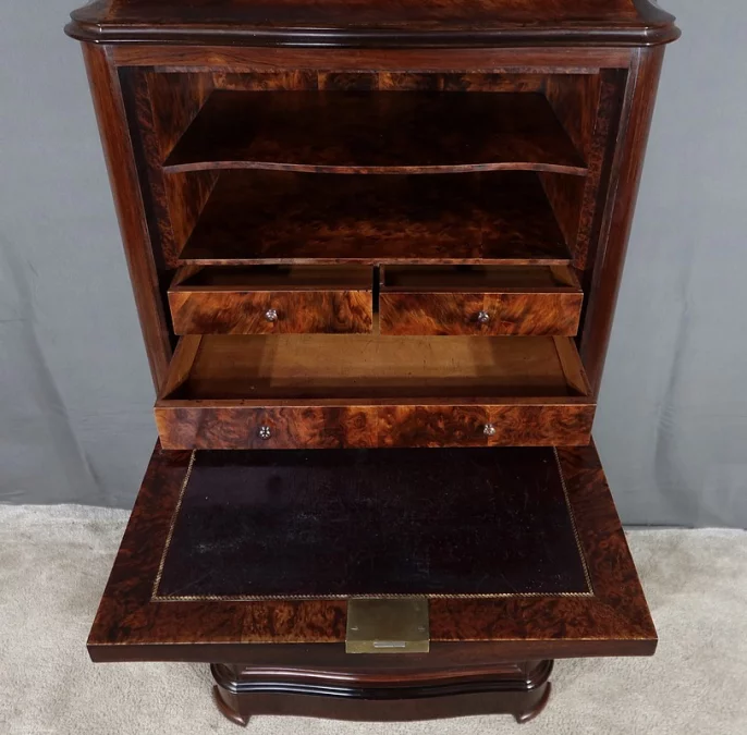 BAÑO SECRETARIO DEL PERIODO DE NAPOLEÓN III