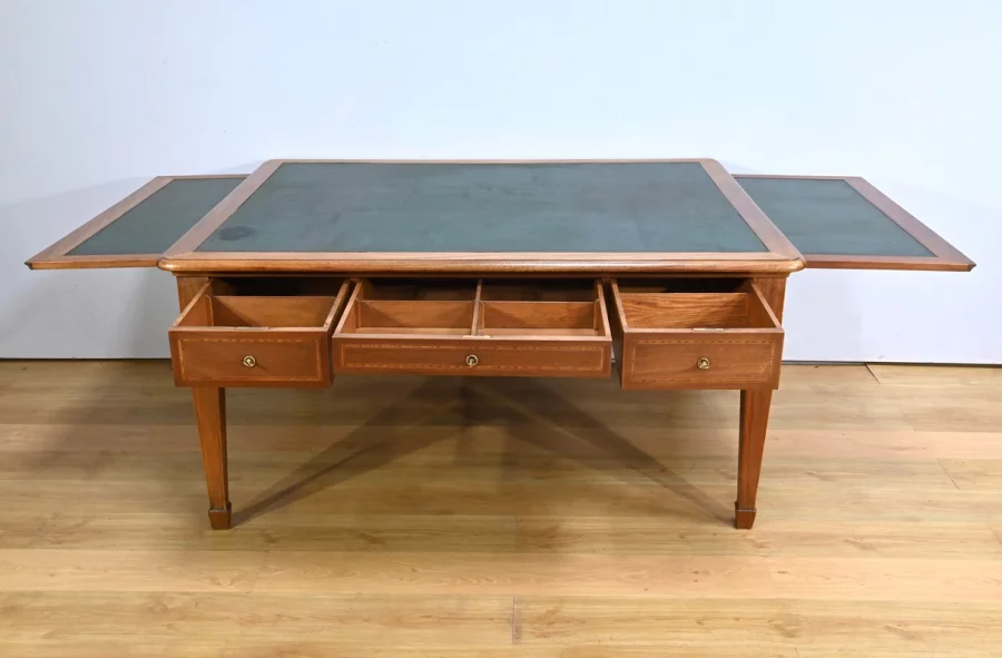 Important Bureau d’Architecte en Acajou – 1920