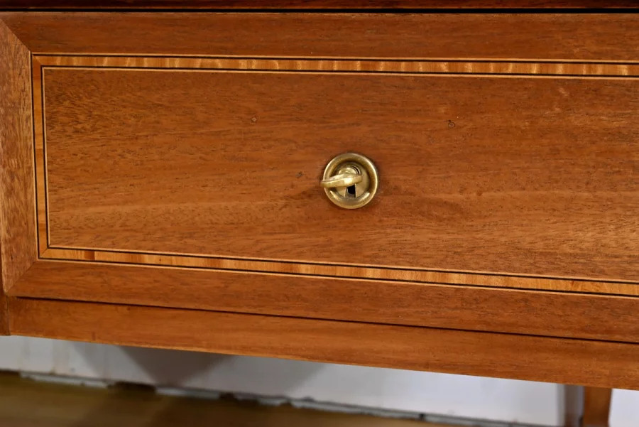 Important Bureau d’Architecte en Acajou – 1920