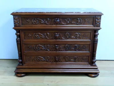 CÓMODA ESTILO RENACIMIENTO