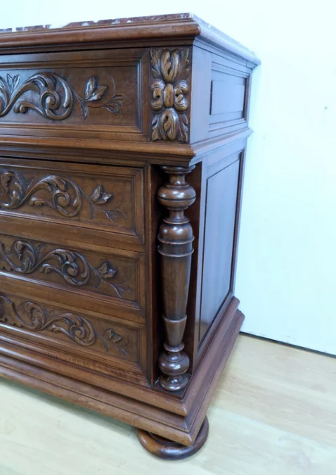 CÓMODA ESTILO RENACIMIENTO