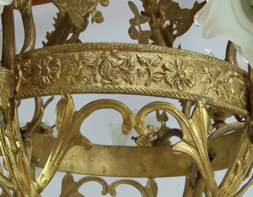 Lustre à 12 Lumières en Bronze Doré, style Napoléon III – Fin XIXe