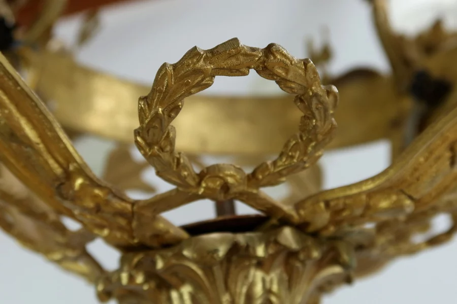 Lustre à 12 Lumières en Bronze Doré, style Napoléon III – Fin XIXe