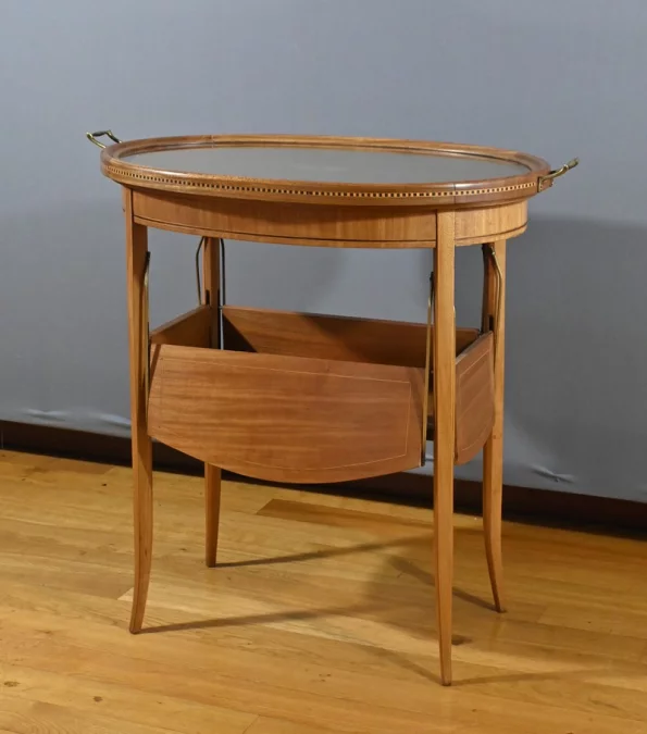 MESA DE TÉ DE ÉPOCA ART DECO