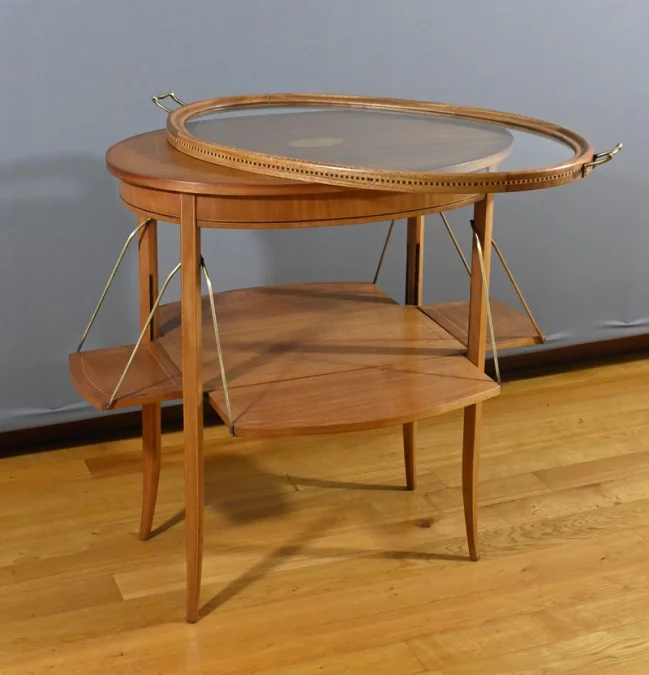 MESA DE TÉ DE ÉPOCA ART DECO