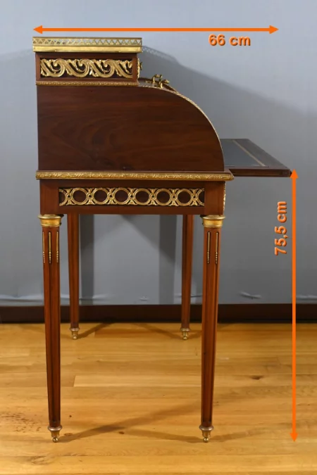 ESCRITORIO CON TAPA CILINDRICA ESTILO LUIS XVI