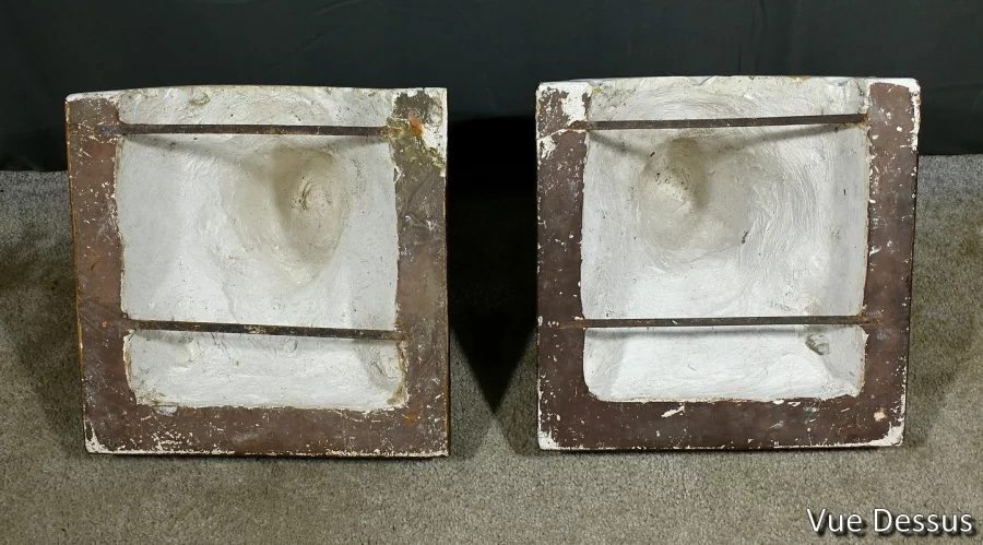 PAREJA DE ESTANTES DE PARED ESTILO BARROCO