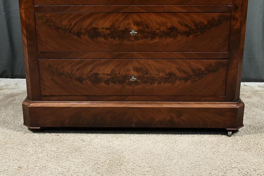 Commode de Toilette en placage de Ronce d’Acajou, Style Louis-Philippe – Fin XIXe