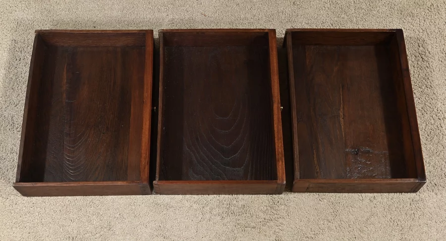 Petit Chiffonnier en Acajou, style Louis XVI – 2ème partie XIXe