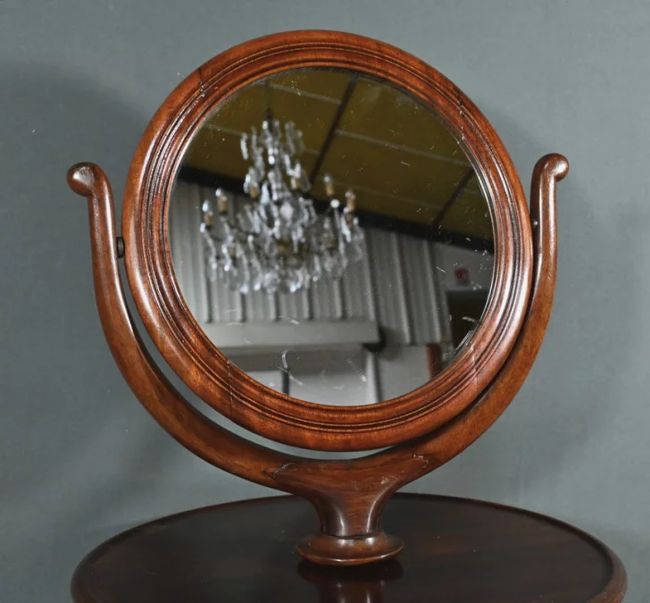 Barbière en Acajou massif, époque Restauration – Début XIXe