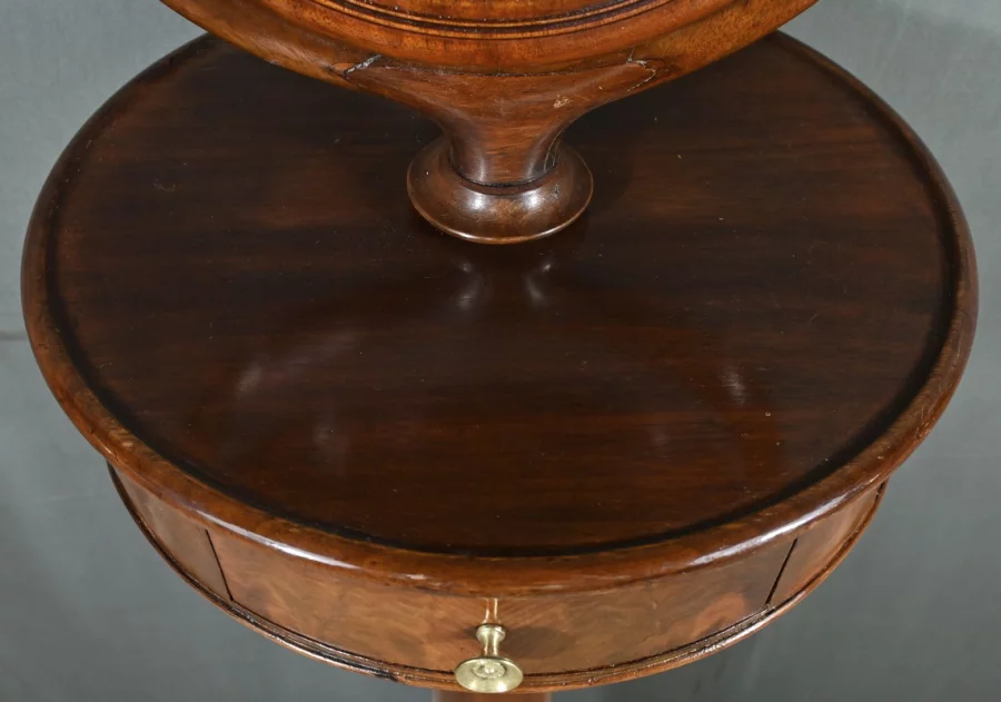 Barbière en Acajou massif, époque Restauration – Début XIXe