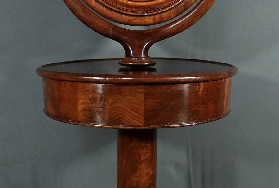 Barbière en Acajou massif, époque Restauration – Début XIXe