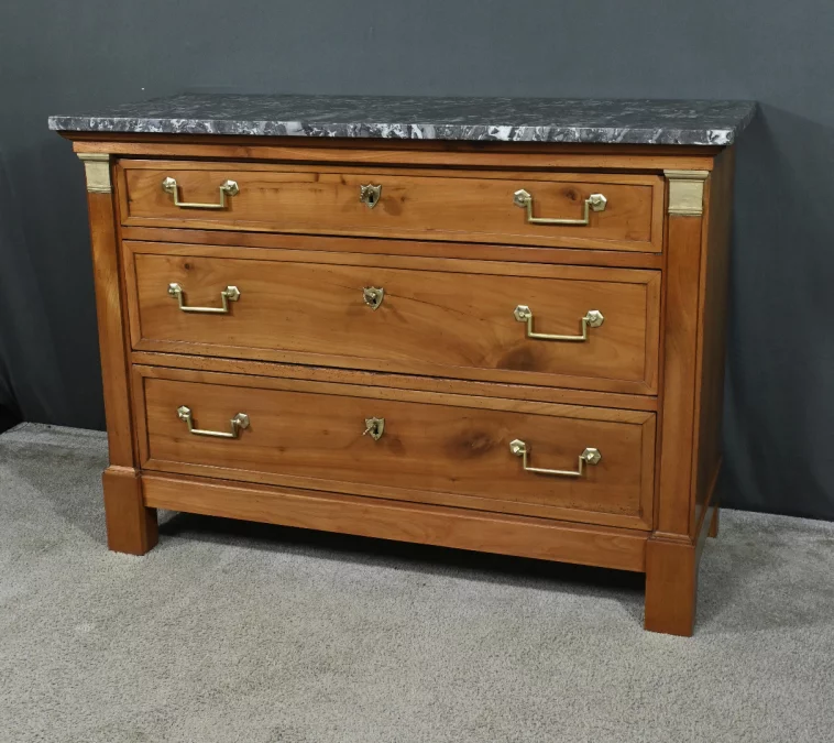 Petite Commode de Propriété en Merisier, époque Directoire – Début XIXe