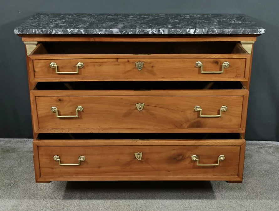 Petite Commode de Propriété en Merisier, époque Directoire – Début XIXe