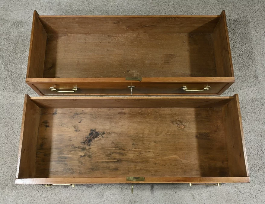 Petite Commode de Propriété en Merisier, époque Directoire – Début XIXe