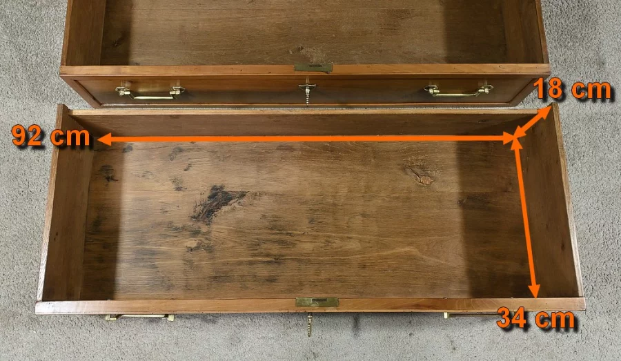 Petite Commode de Propriété en Merisier, époque Directoire – Début XIXe