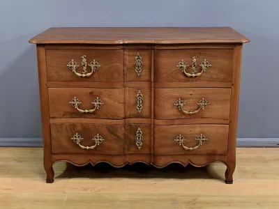 Kommode aus der Zeit Louis XV