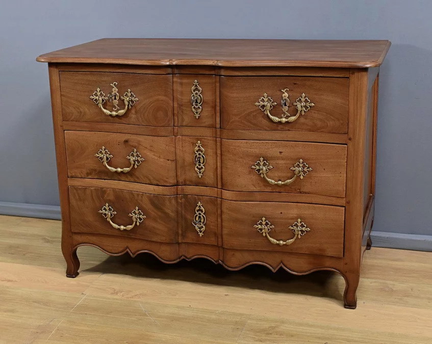 Kommode aus der Zeit Louis XV